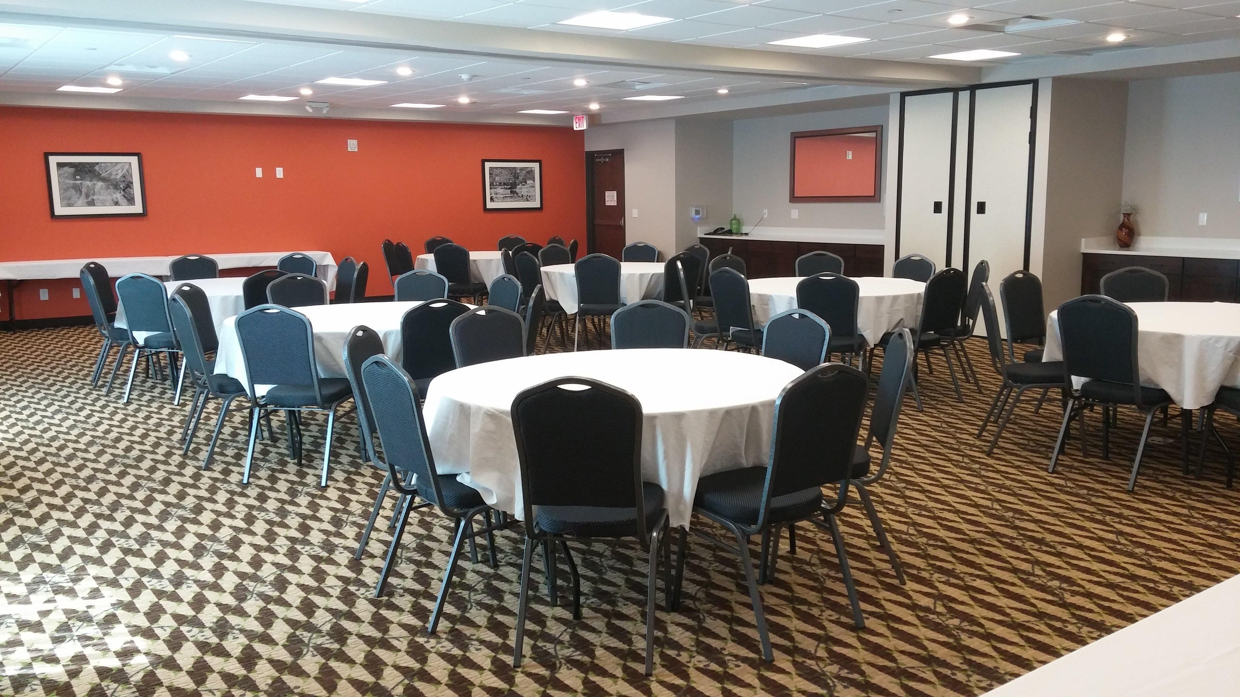 Holiday Inn Express & Suites Golden By Ihg Dış mekan fotoğraf